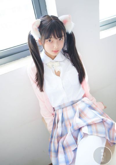 juliaann丝袜办公室大战_蓝光高清迅雷在线观看